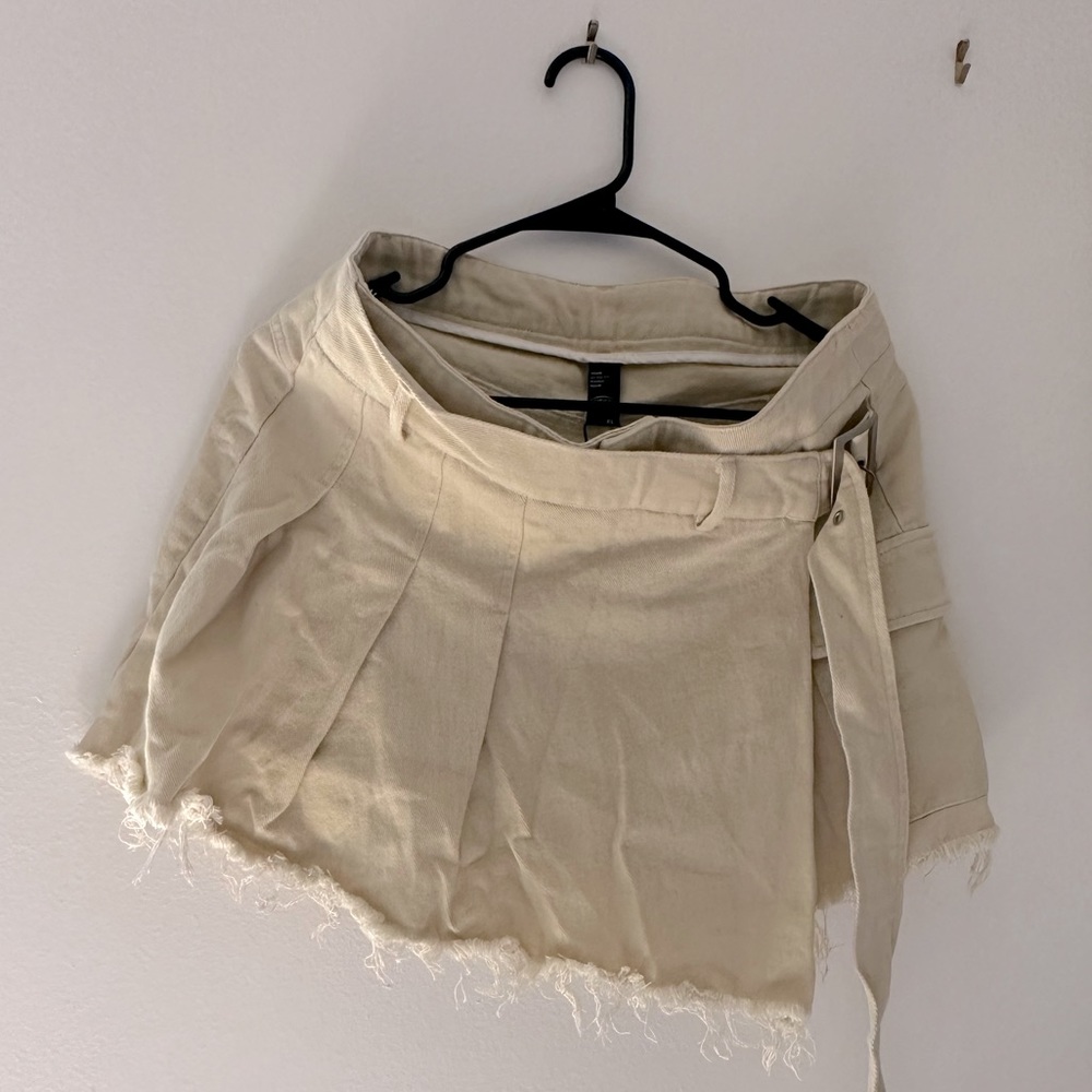 Ripped Belted Skort